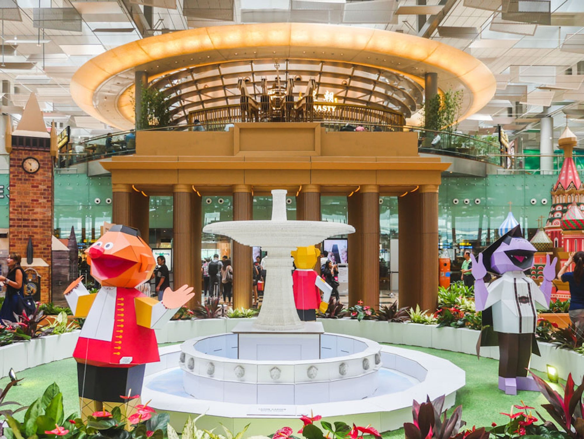 CHANGI AIRPORT - LARGEST CARDBOARD LANDSCAPE