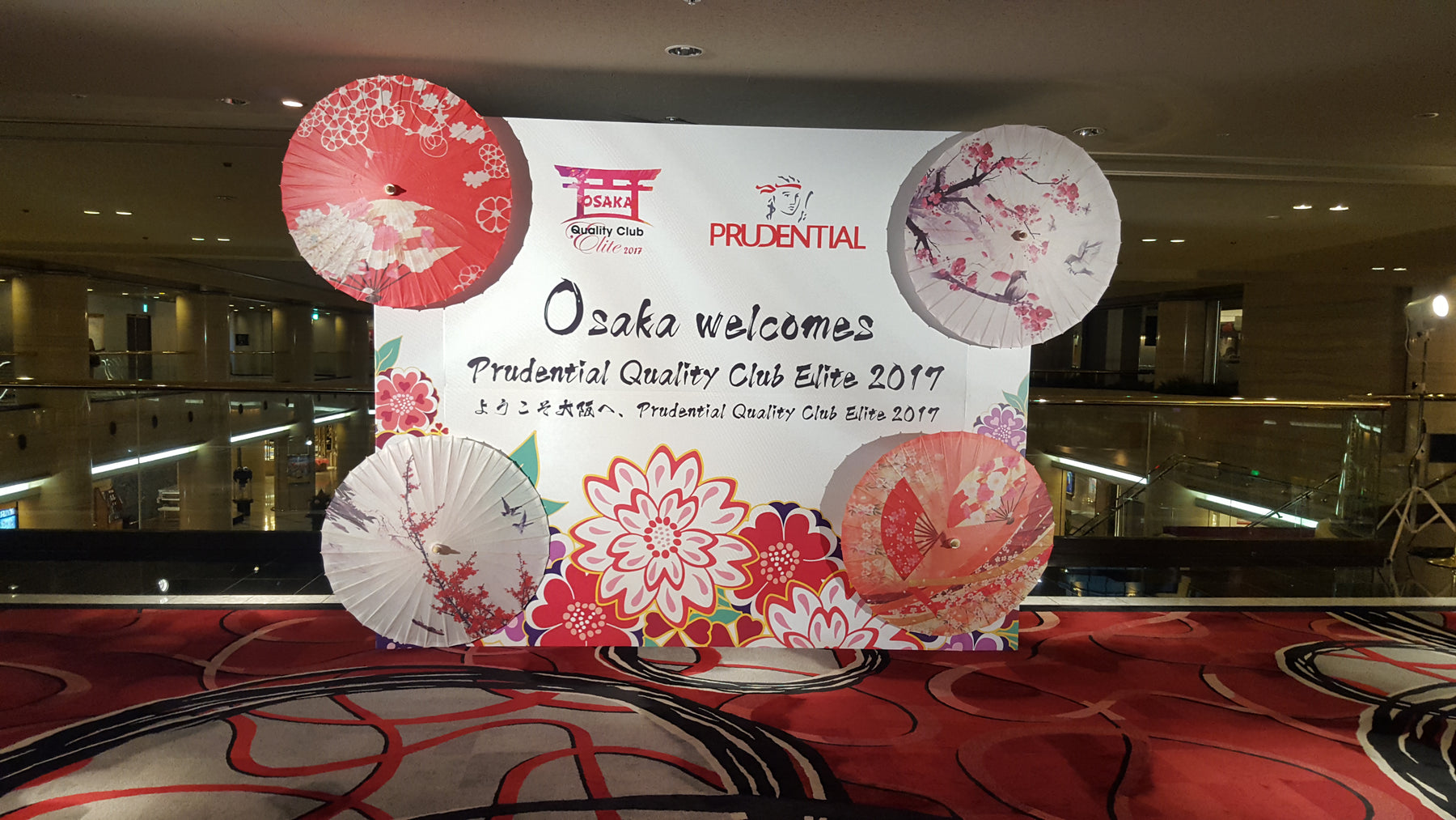 8ft x 10ft Backdrop with PaperConnect Structure
