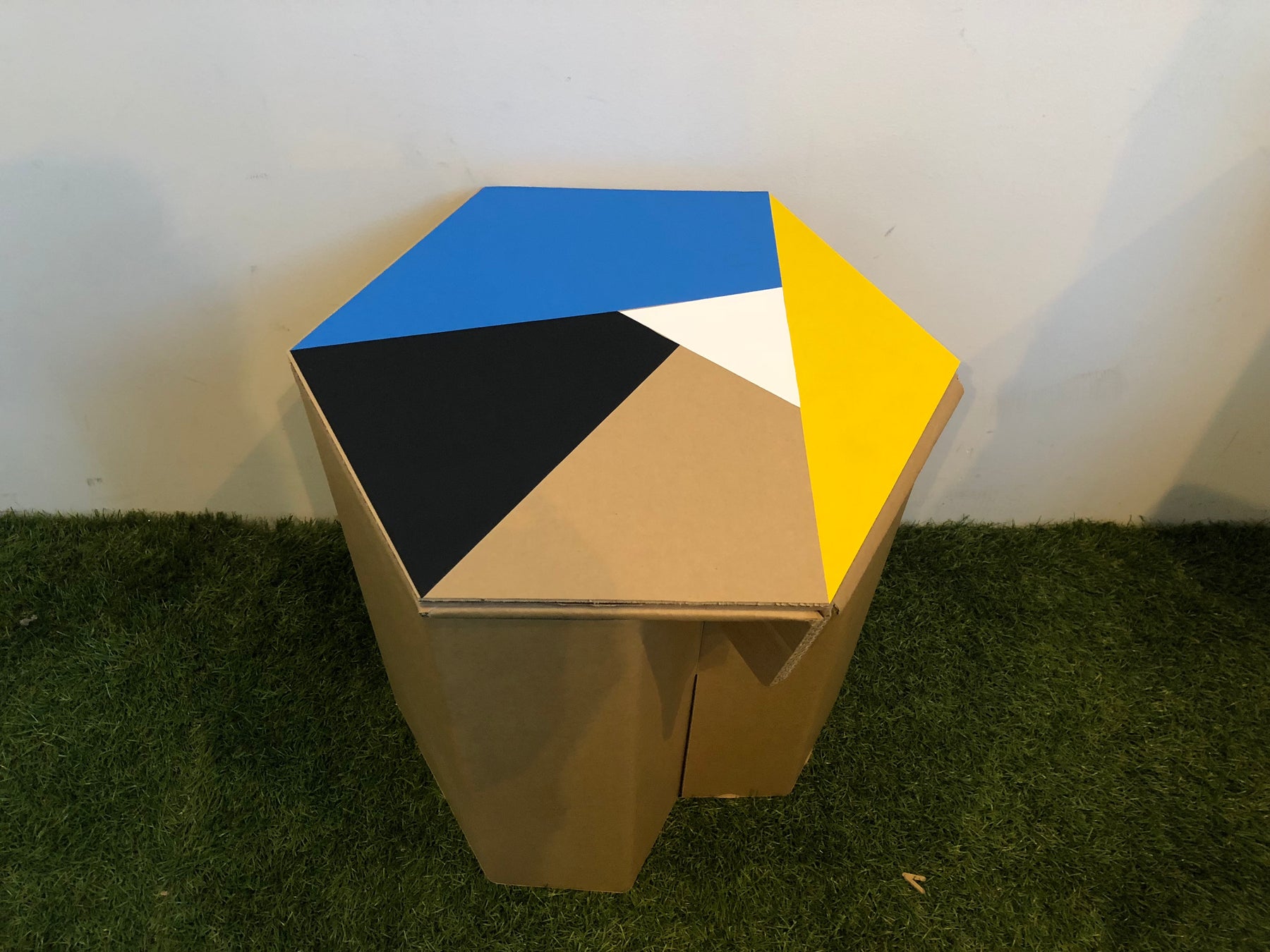 HEXA Stool