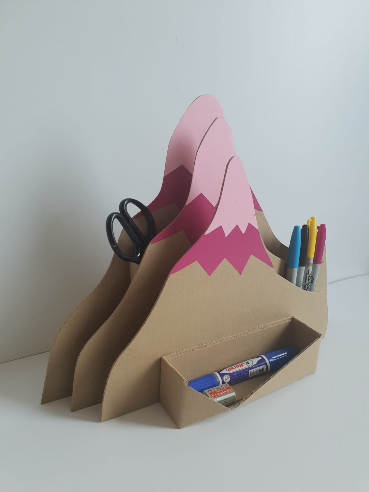 Mountain Stationery Holder