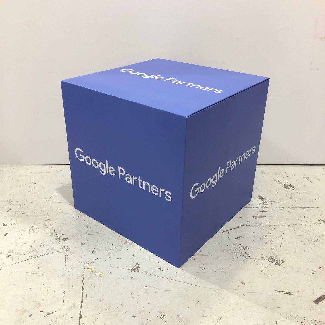 Branding Cubes